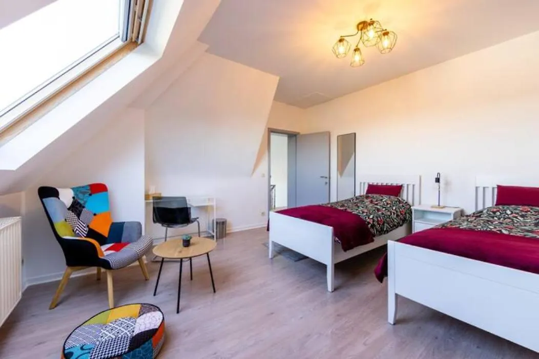 הוילה בריסל Manoir Bel Horizon Avec Grand Jardin Et Parking Prive 0*,  בלגיה