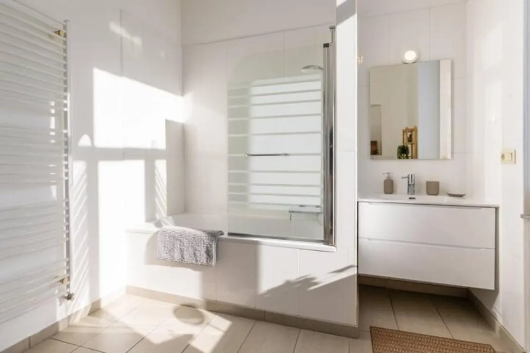 הוילה בריסל Manoir Bel Horizon Avec Grand Jardin Et Parking Prive 0*,  בלגיה