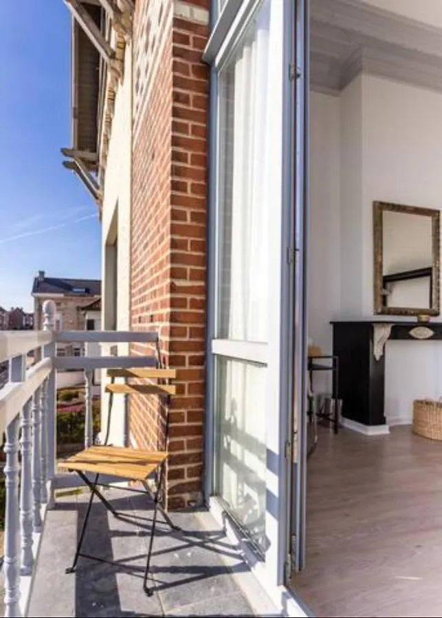 Hébergement de vacances Villa Manoir Bel Horizon avec grand jardin et parking privé à Bruxelles